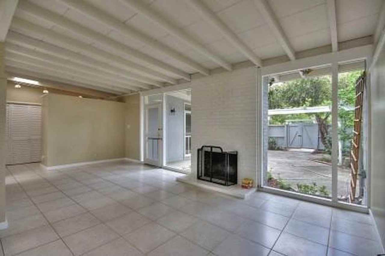 1053 Cardinal Way - Photo 6 of 20