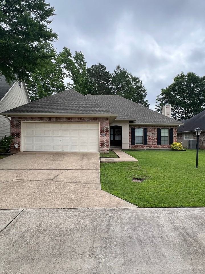 10513 Plum Creek Dr - Photo 4 of 18