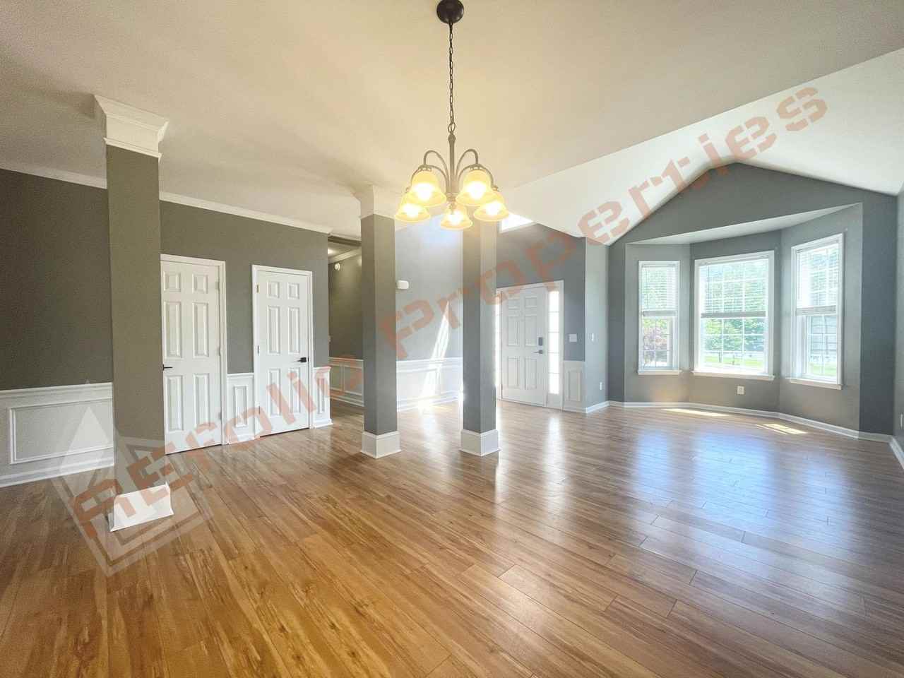 5422 Whisperwood Dr - Photo 5 of 34