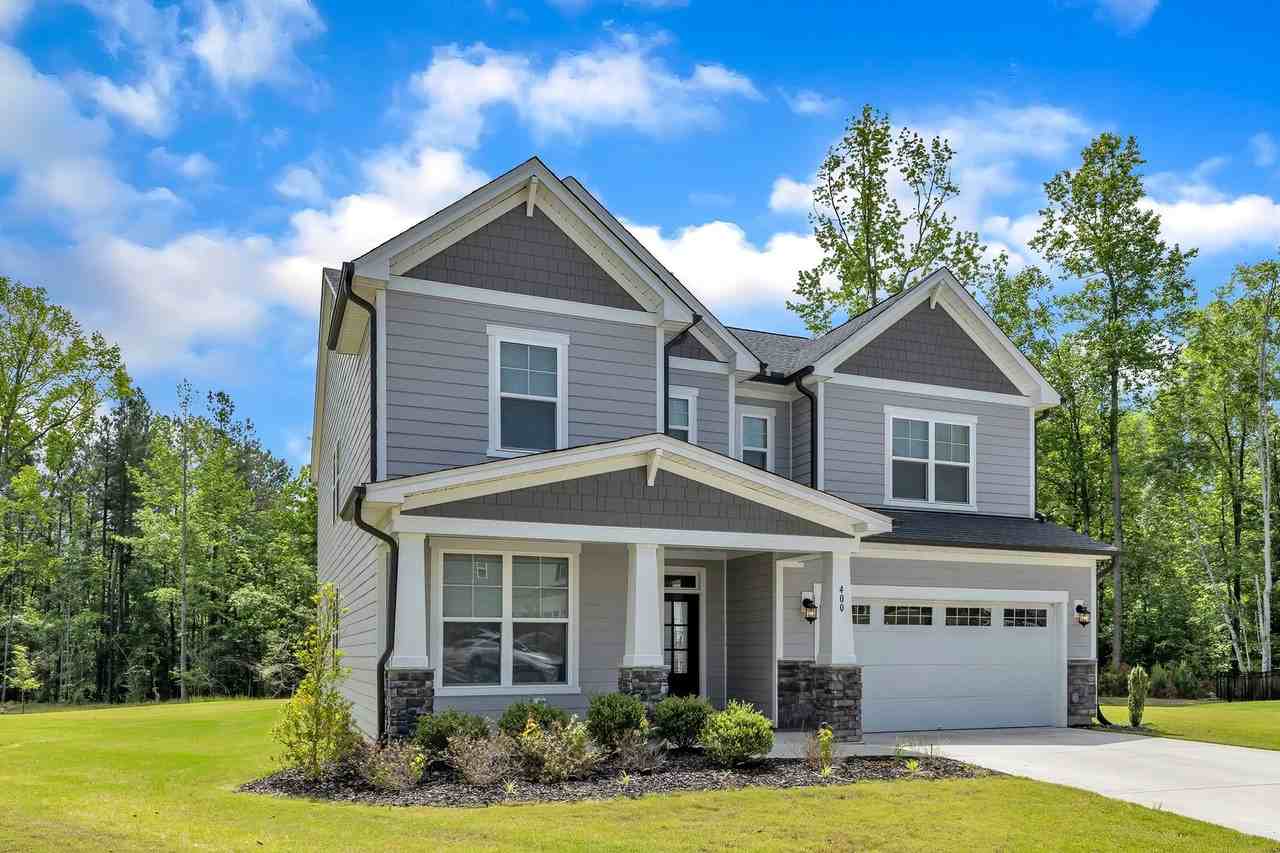 400 Hawks Bluff Ct - Photo 2 of 45