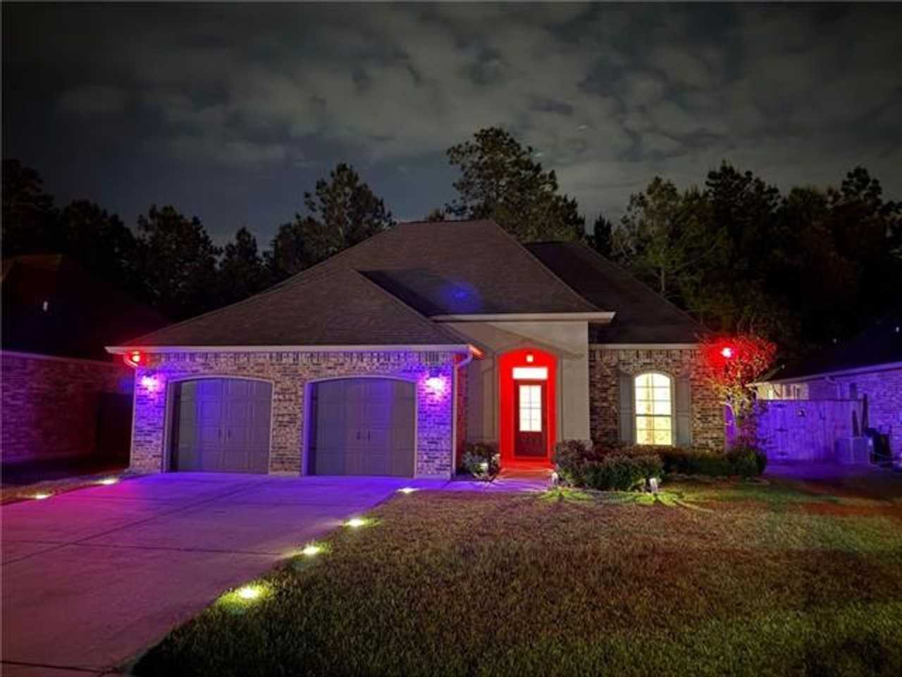 70040 Hirson Ct - Photo 2 of 17