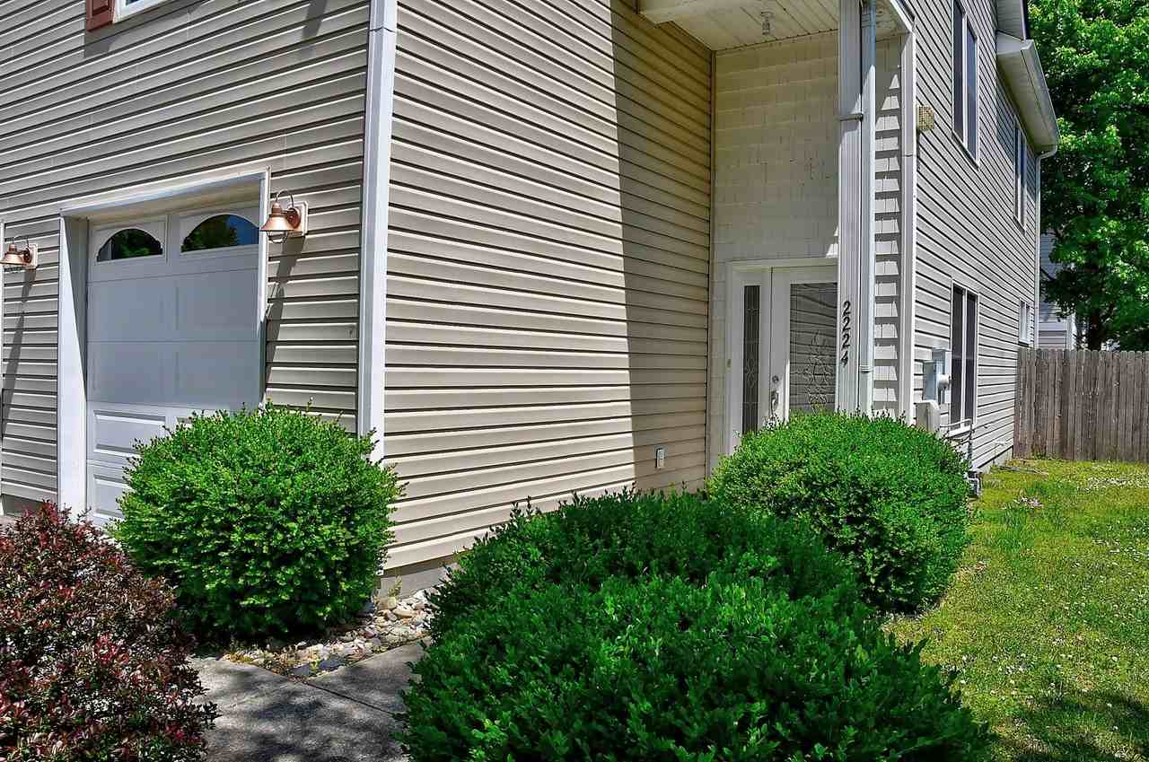2224 W Berrie Cir - Photo 6 of 50