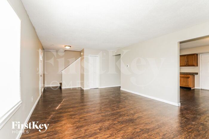 3009 Metz Ct - Photo 2 of 10