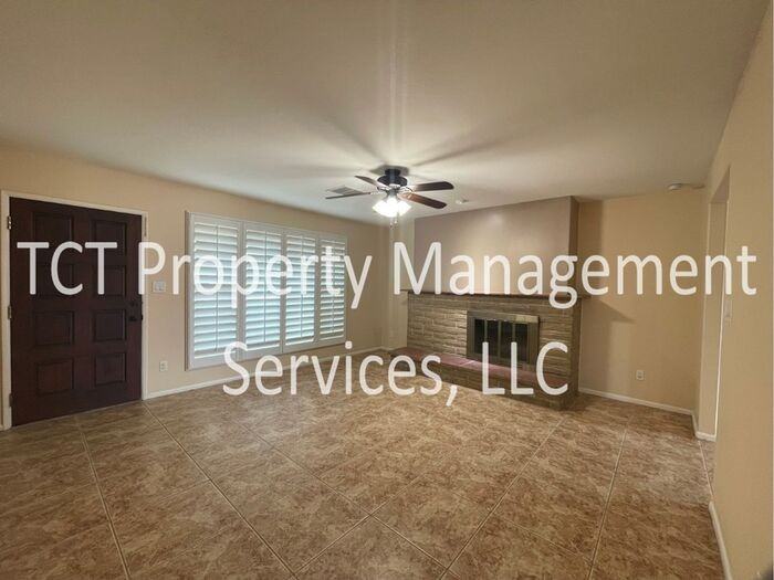 1209 E Hermosa Dr - Photo 2 of 10