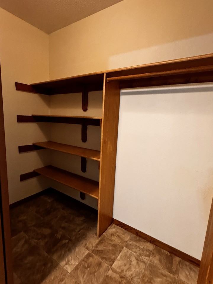 120 Sarah Lane #8 - Photo 6 of 9