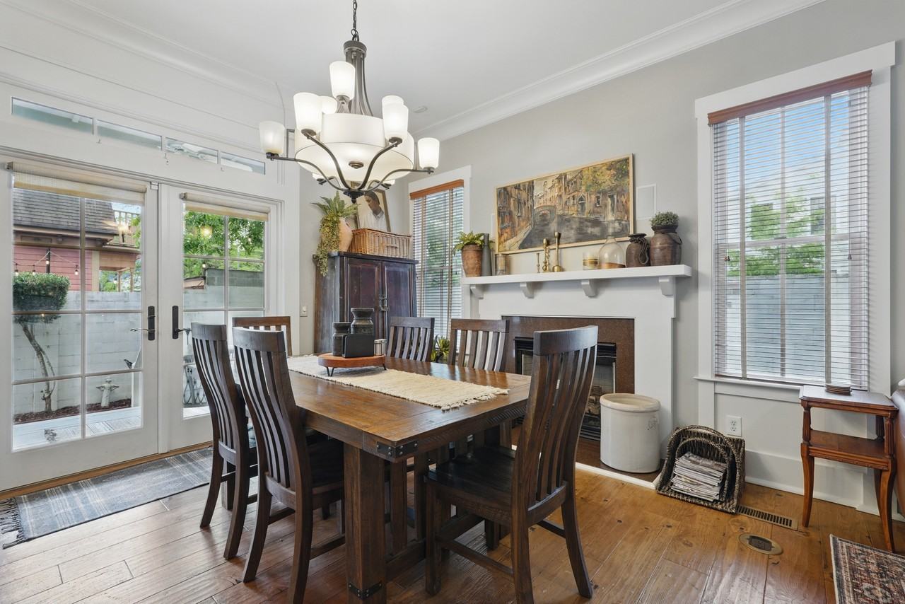 221 E Park Ave #NA - Photo 4 of 40