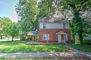 featured image of 130 Tryon St