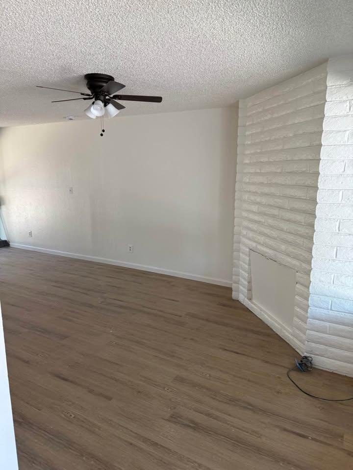 2807 N Fresno St - Photo 5 of 11