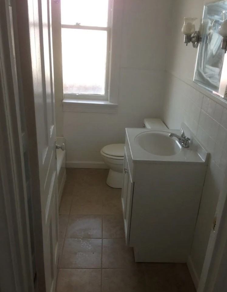 588 West Market Street - Photo 6 of 11