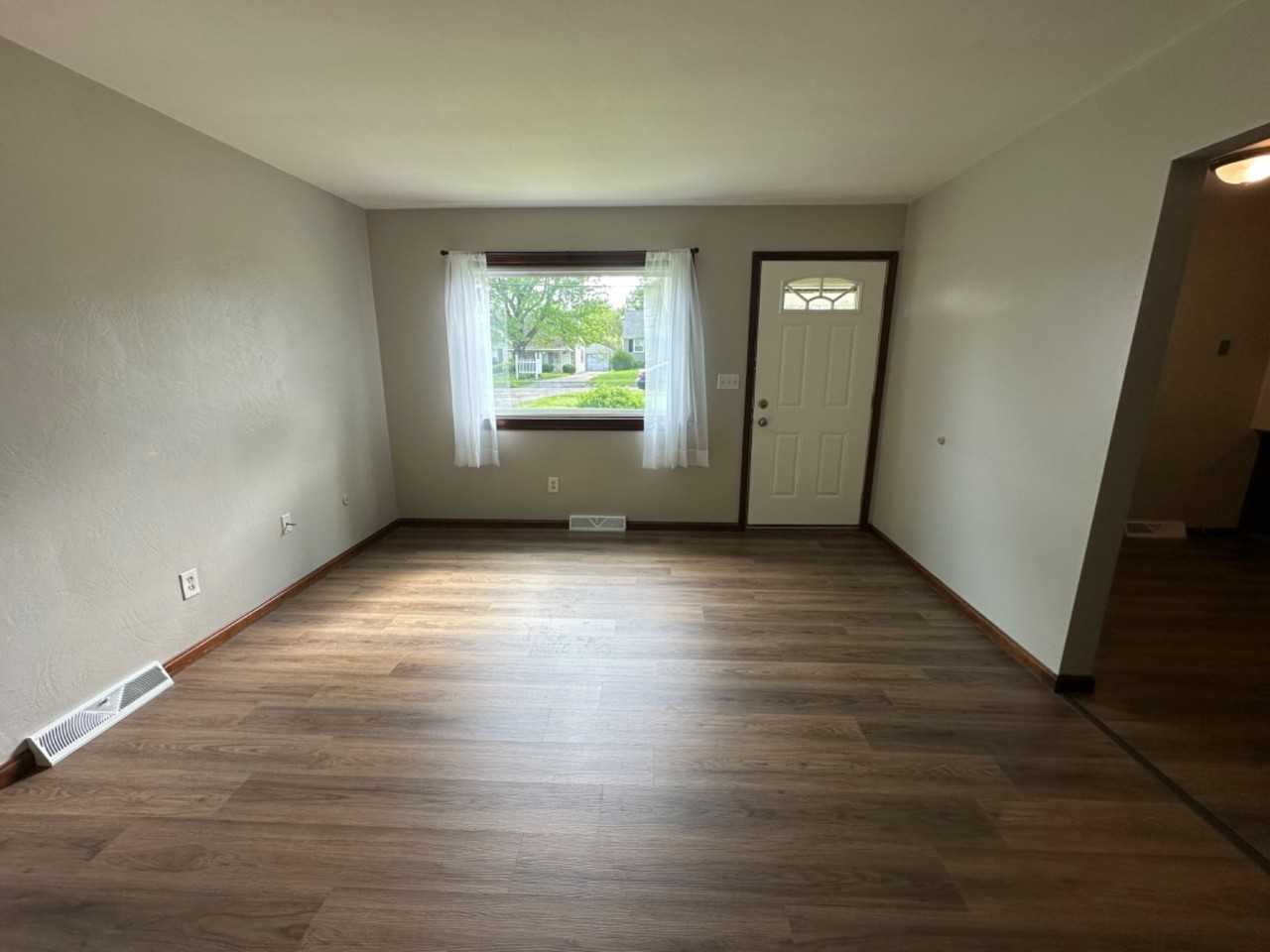 48 N Navarre Ave - Photo 3 of 10