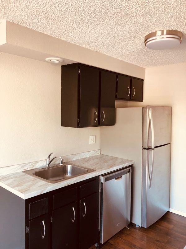 627 Se Russell St - Photo 4 of 11