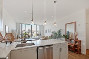 980 Yonge St #710 - Photo 1 of 1
