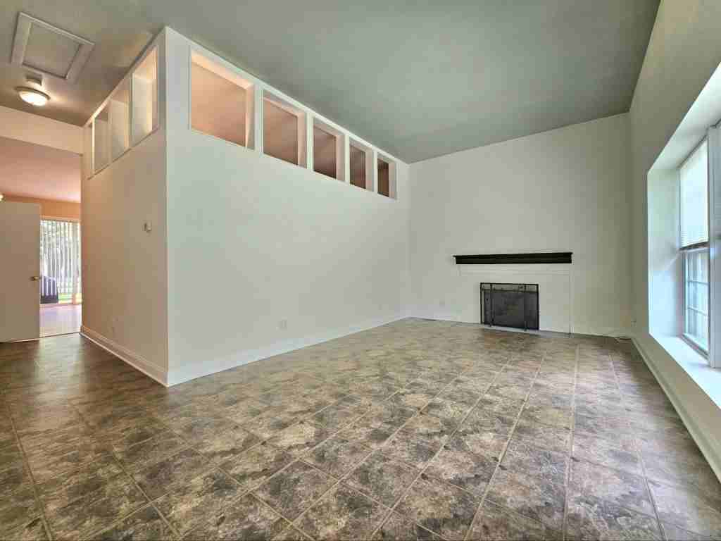 317 Adahi Rd Se - Photo 7 of 24