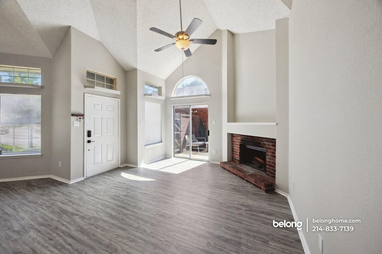 6920 Driffield Cir - Photo 2 of 17