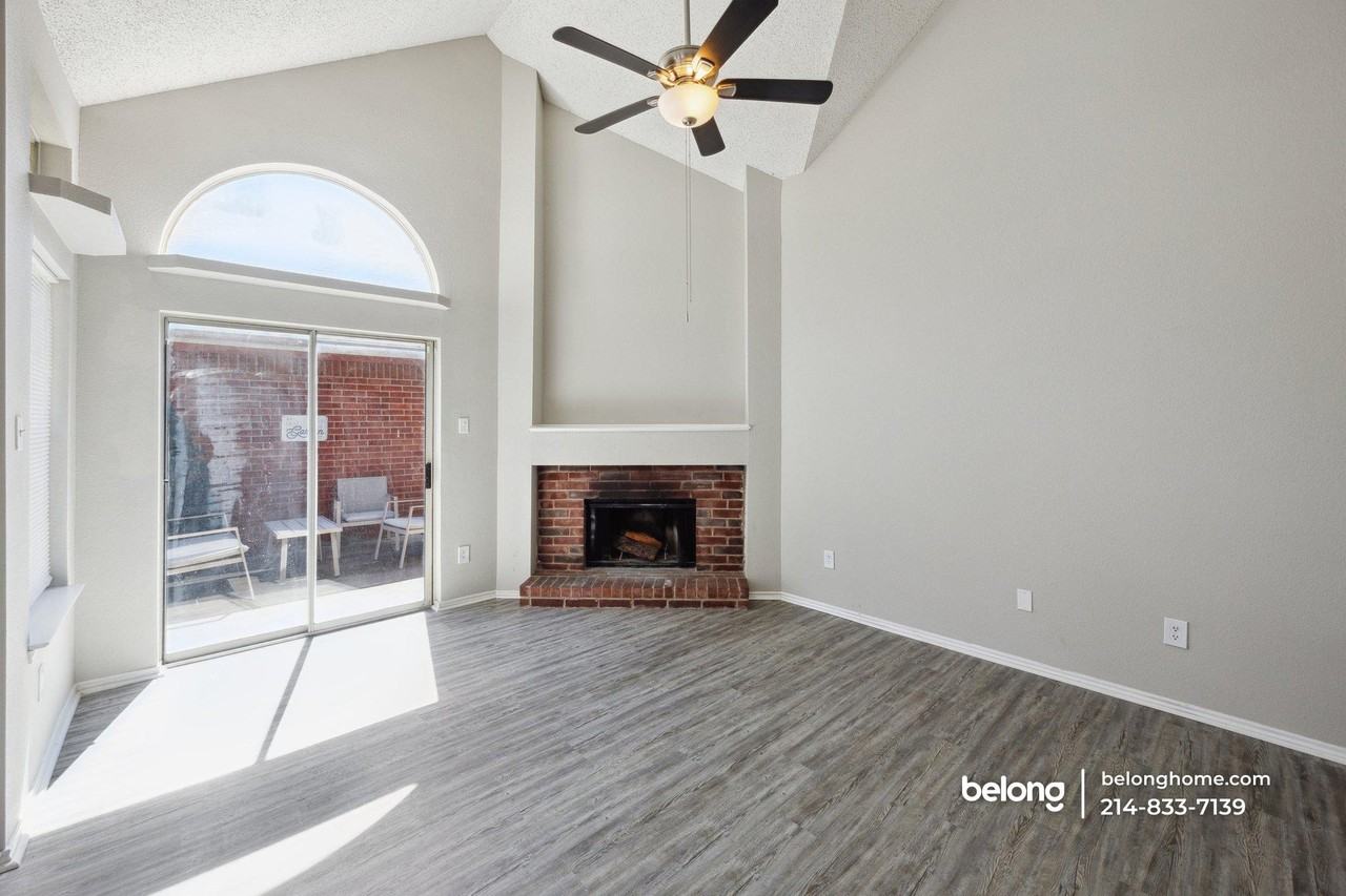 6920 Driffield Cir - Photo 5 of 17