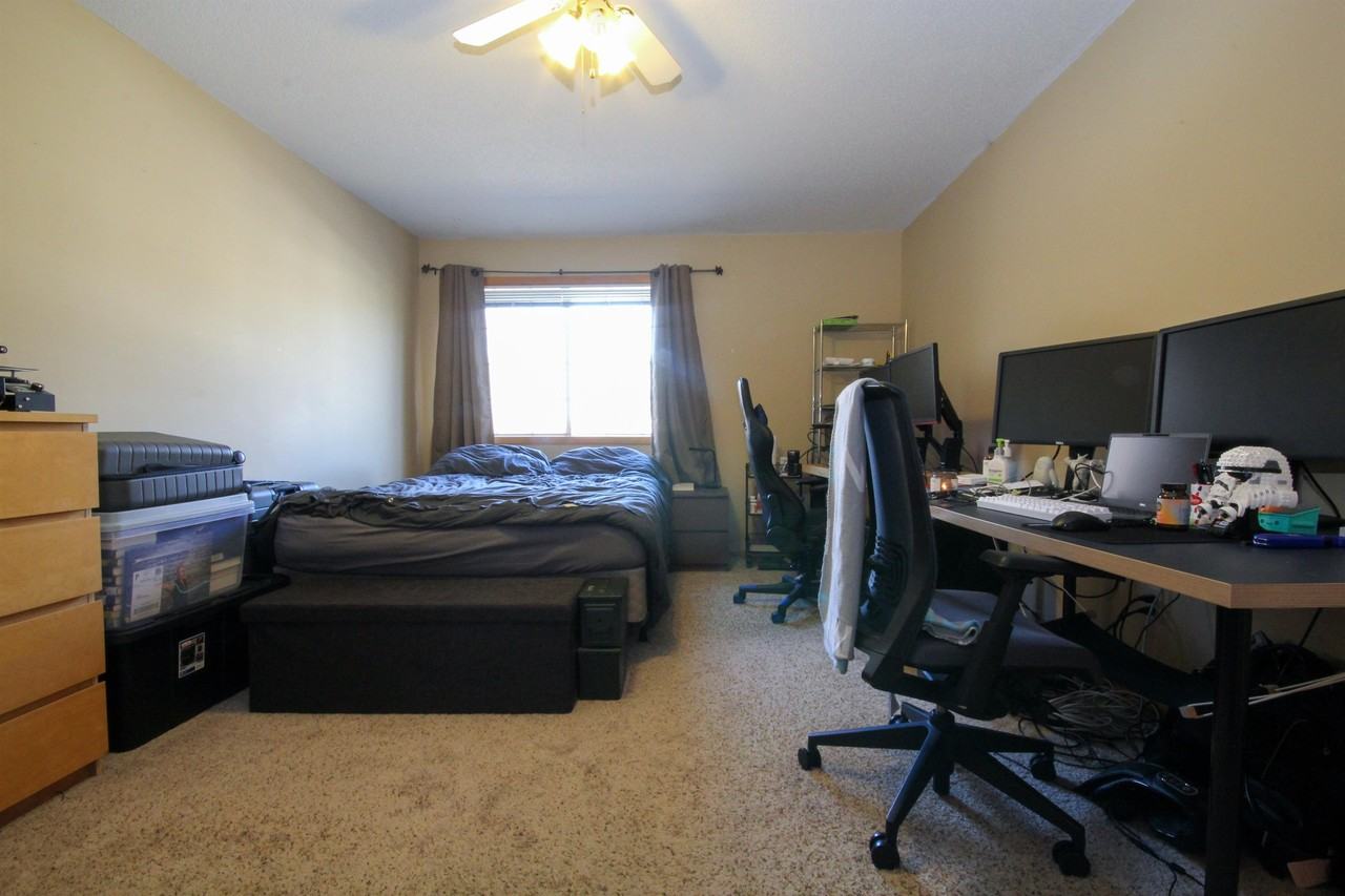 1946 Glenfield Ct #1 - Photo 4 of 18