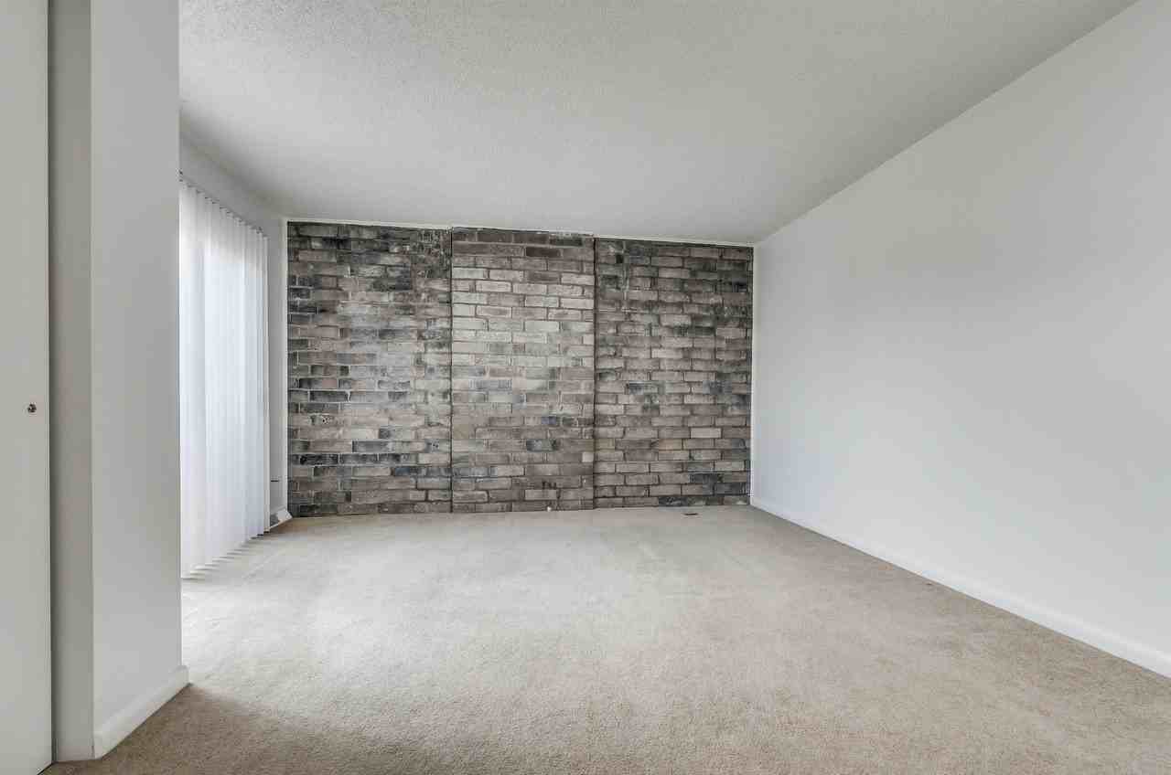 1152 S Yosemite Way #1 - Photo 7 of 25