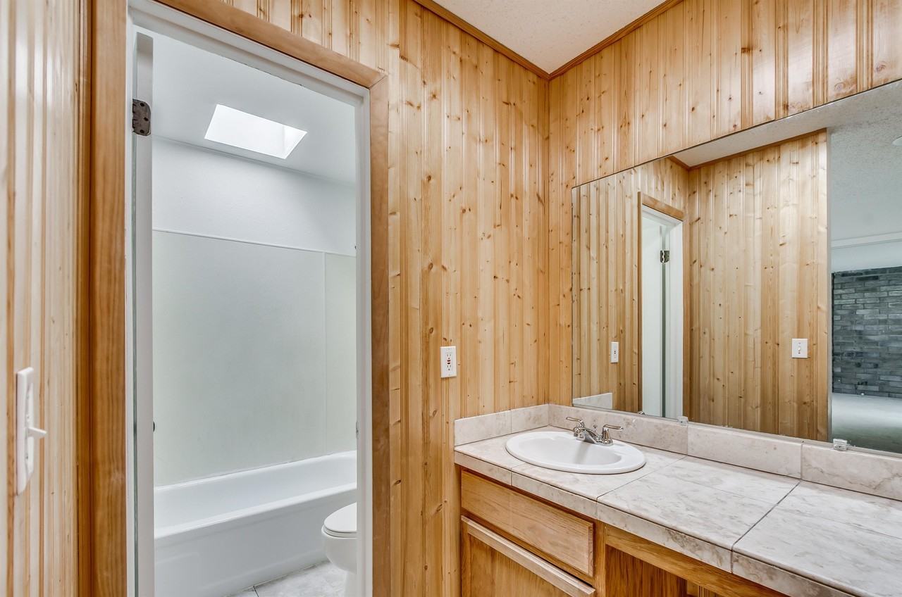 1152 S Yosemite Way #1 - Photo 5 of 25