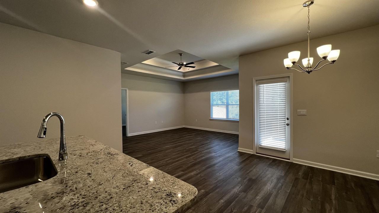 13633 Antler Hill Rd - Photo 3 of 26