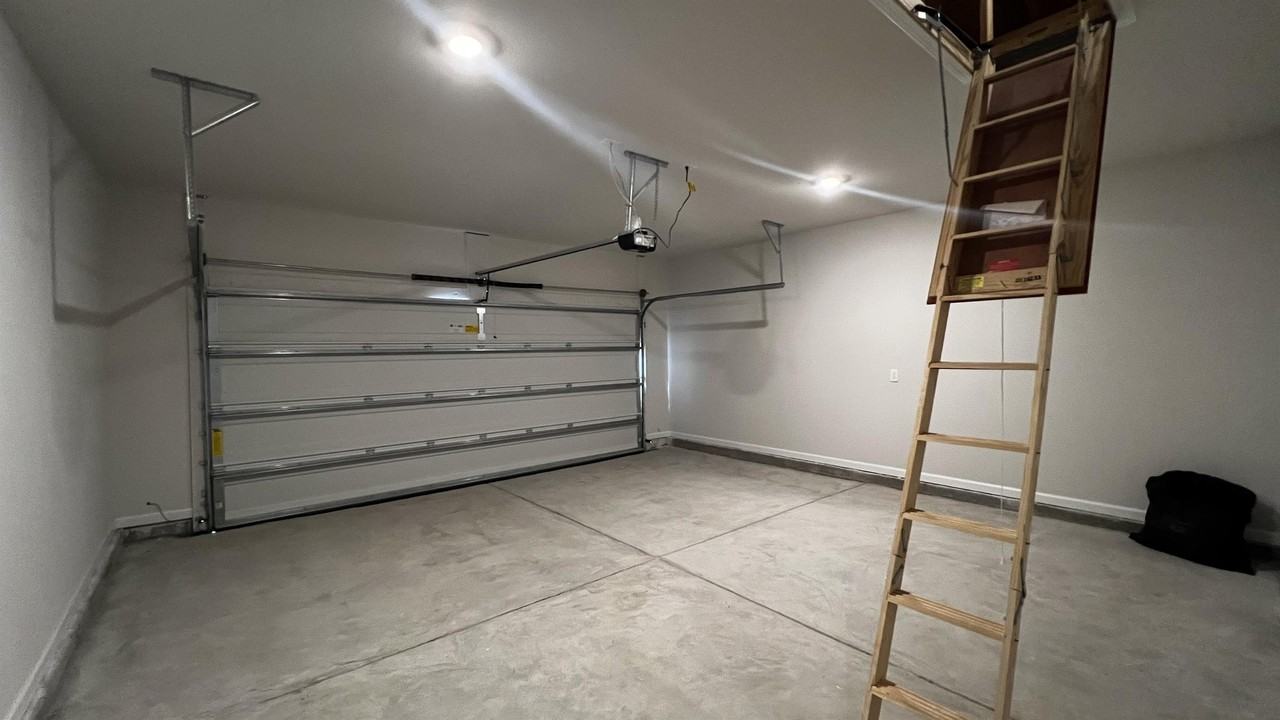 13633 Antler Hill Rd - Photo 5 of 26