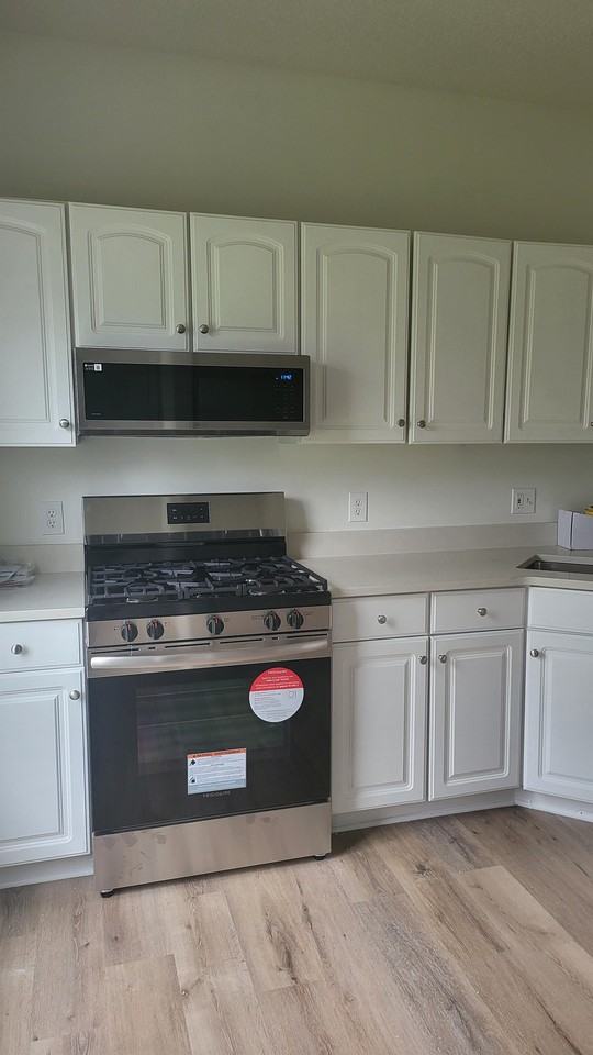 6481 Goodrich Rd #LHS - Photo 6 of 13