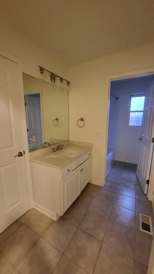 6481 Goodrich Rd #LHS - Photo 4 of 13