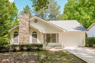 465 Rosehill Dr - Photo 1 of 1
