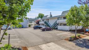 #327 BURNSIDE EAST - Photo 1 of 1