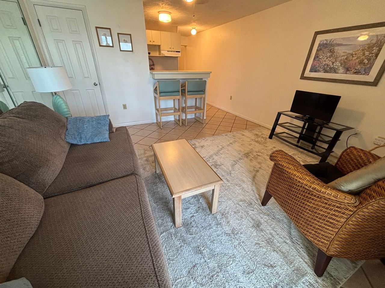 5505 Sun Harbor Rd - Photo 3 of 23