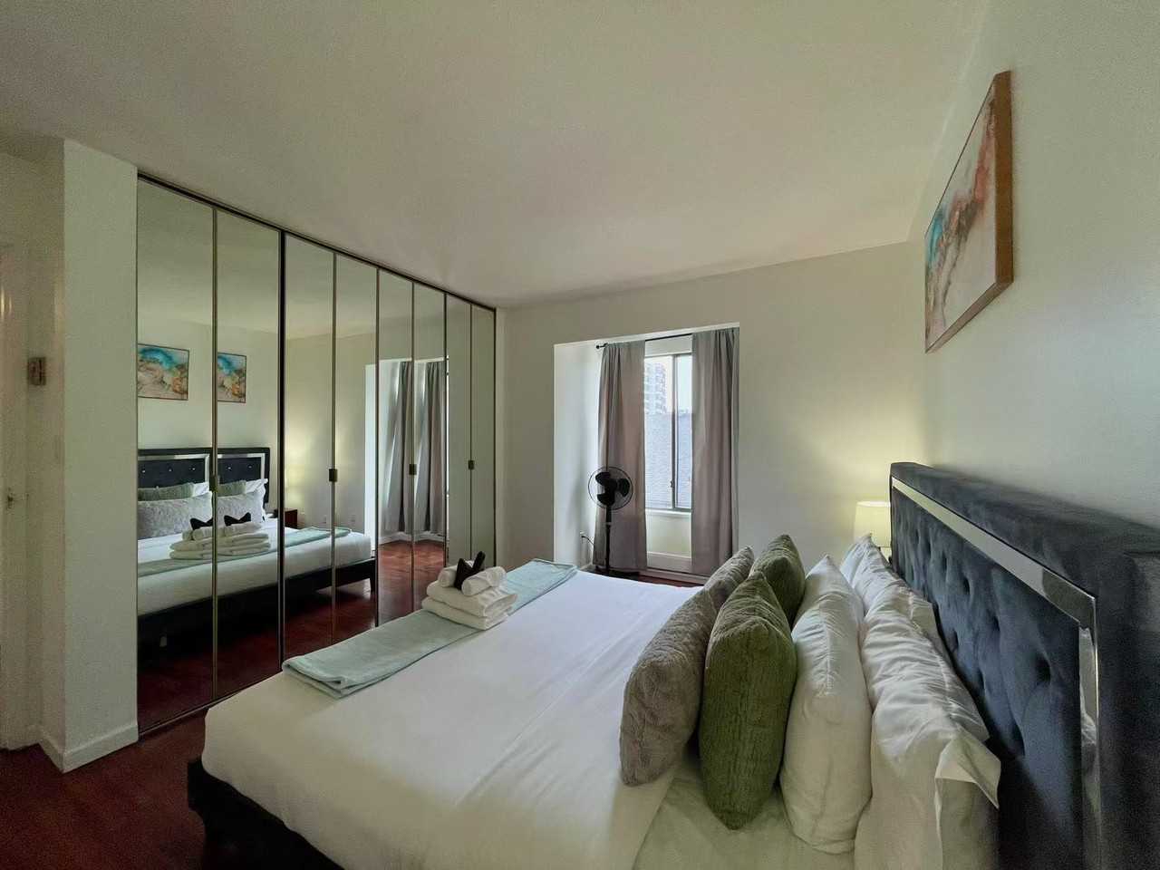 1405 Haro Street #302 - Photo 6 of 14