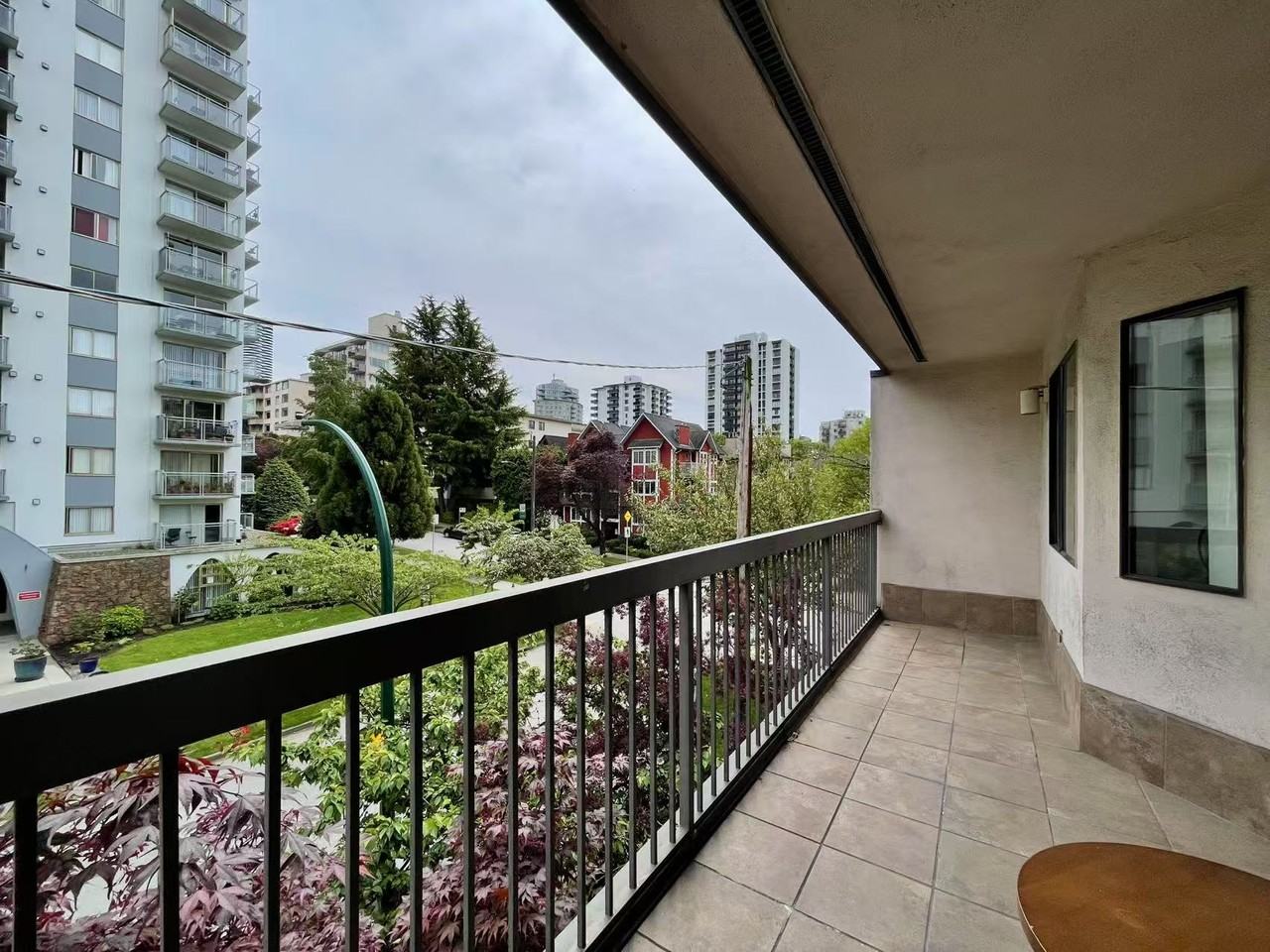 1405 Haro Street - Photo 12