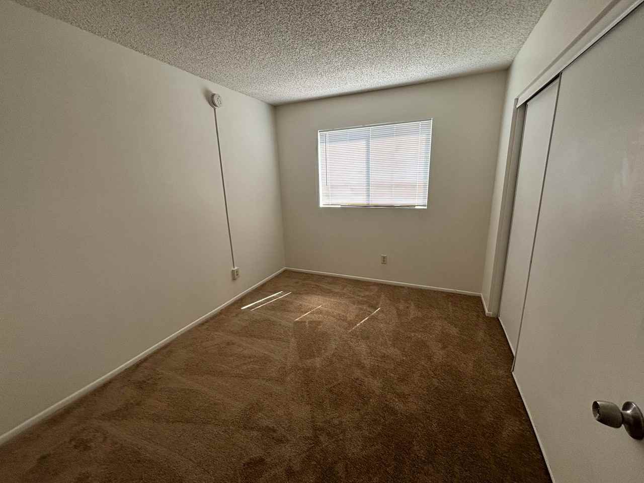 44510 16th St E #D - Photo 4 of 11