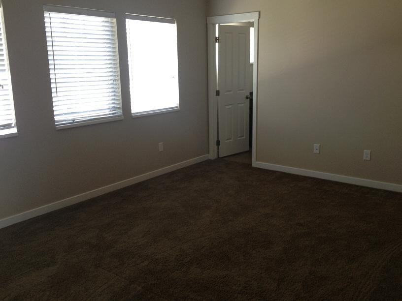 Shadow Mountain Homes - Photo 5 of 8