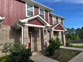 featured image of 1655 S Kennedy Ave