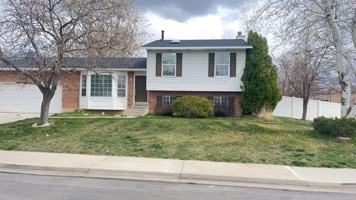 featured image of 1648 N 80 W