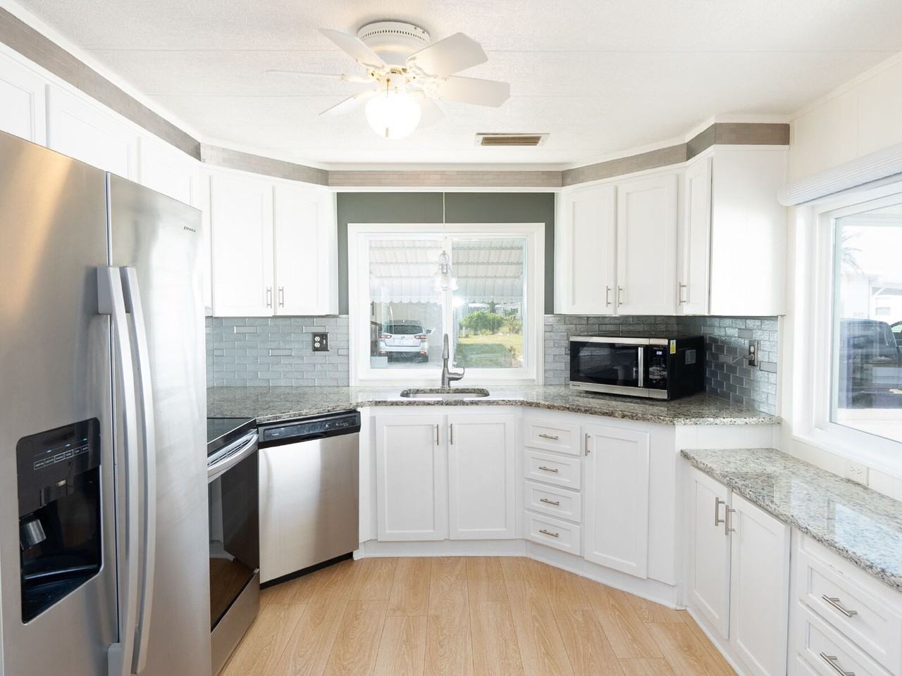 529 Cervina Dr S - Photo 4 of 35