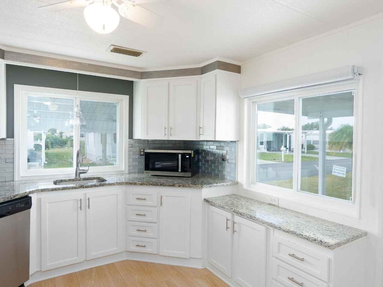 529 Cervina Dr S - Photo 5 of 35