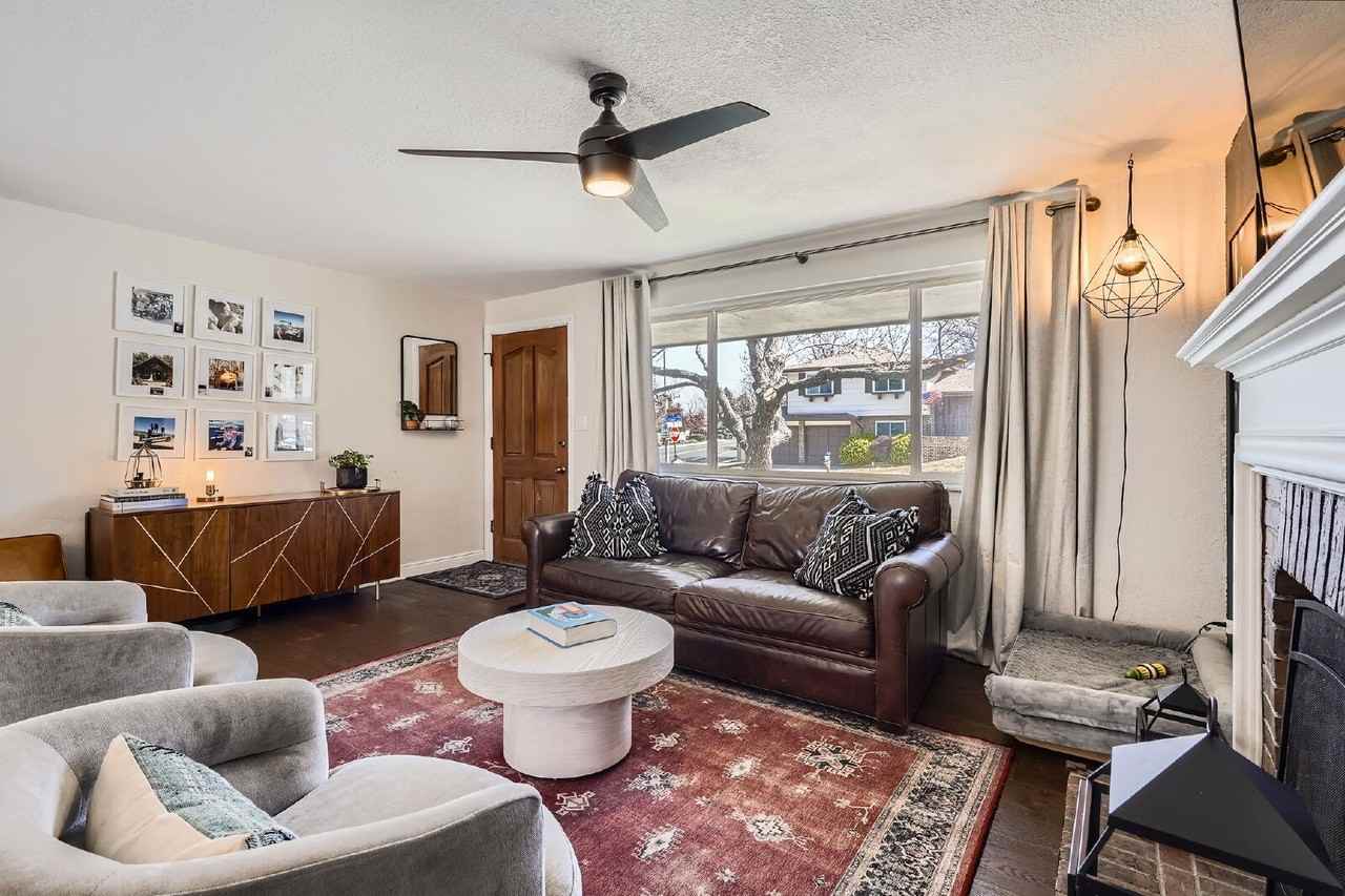 7995 Flower St - Photo 4 of 28