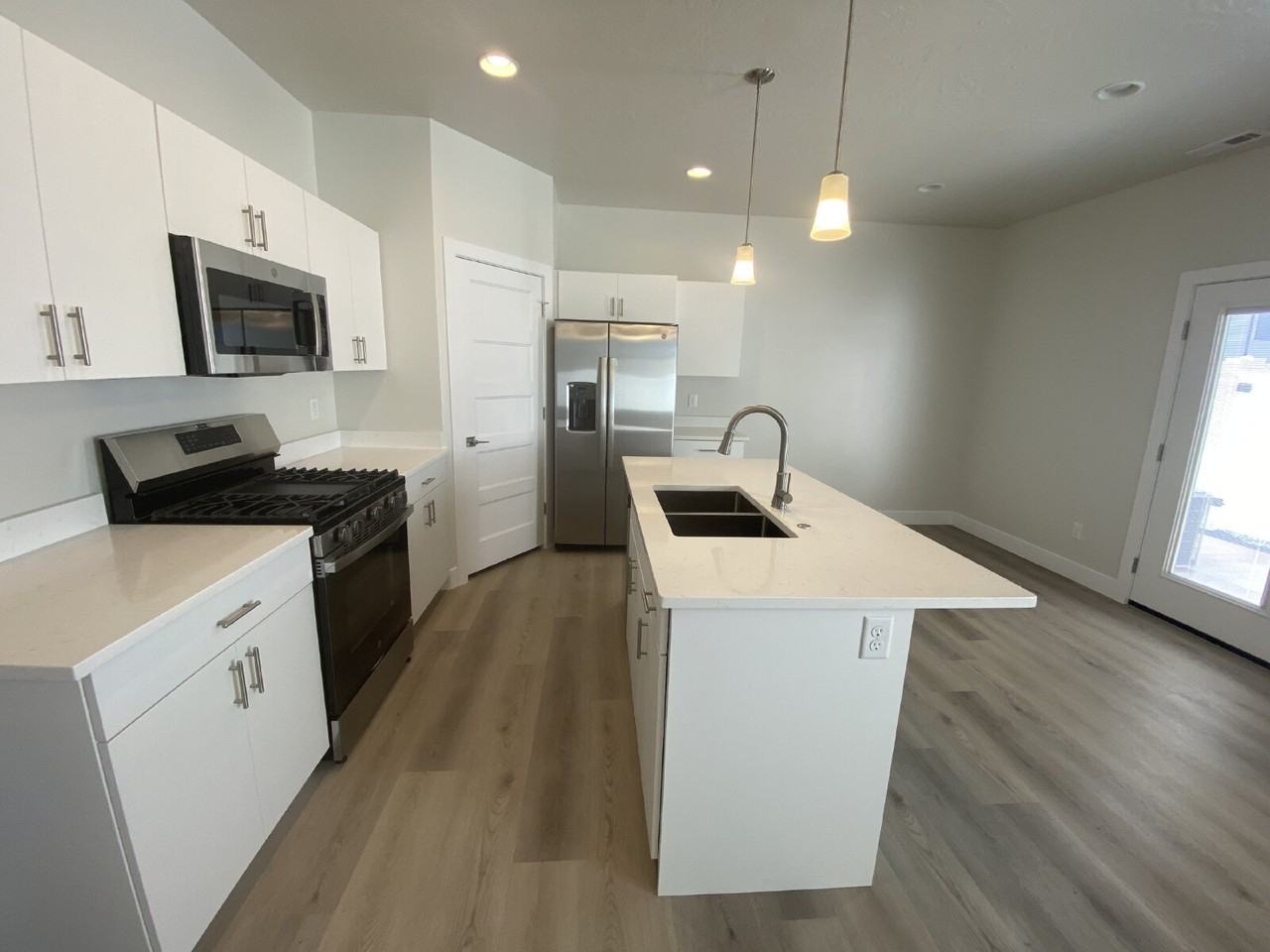 4134 S Baywood Dr #59 - Photo 4 of 18