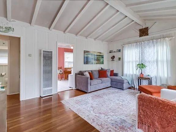 2111 Undisclosed - Photo 3 of 18