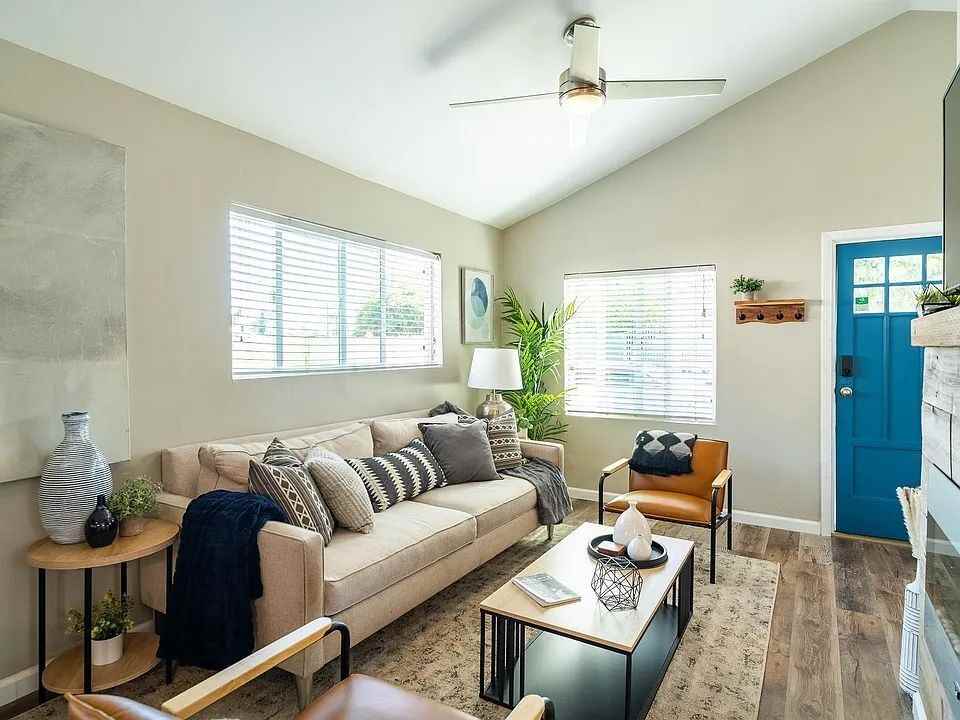 3721 Undisclosed - Photo 7 of 34