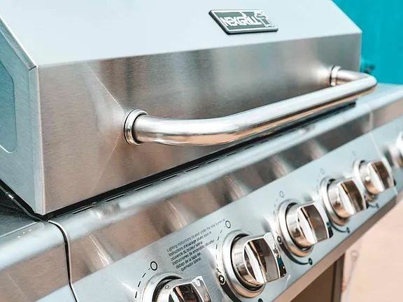 727 Undisclosed - Photo 2 of 50