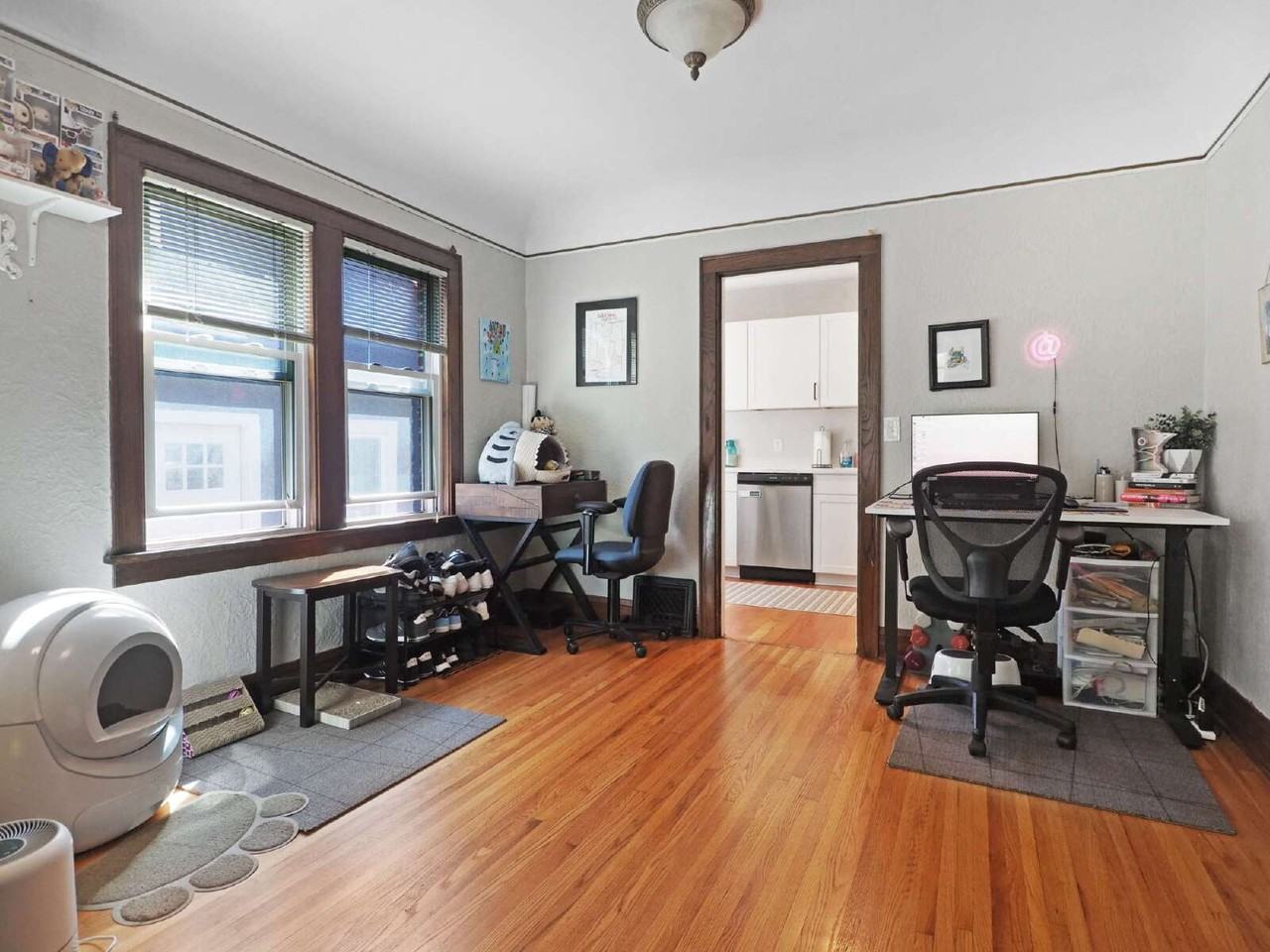 5230 Xerxes Ave S - Photo 3 of 11