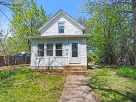 620 34th Ave N - Photo 1 of 1