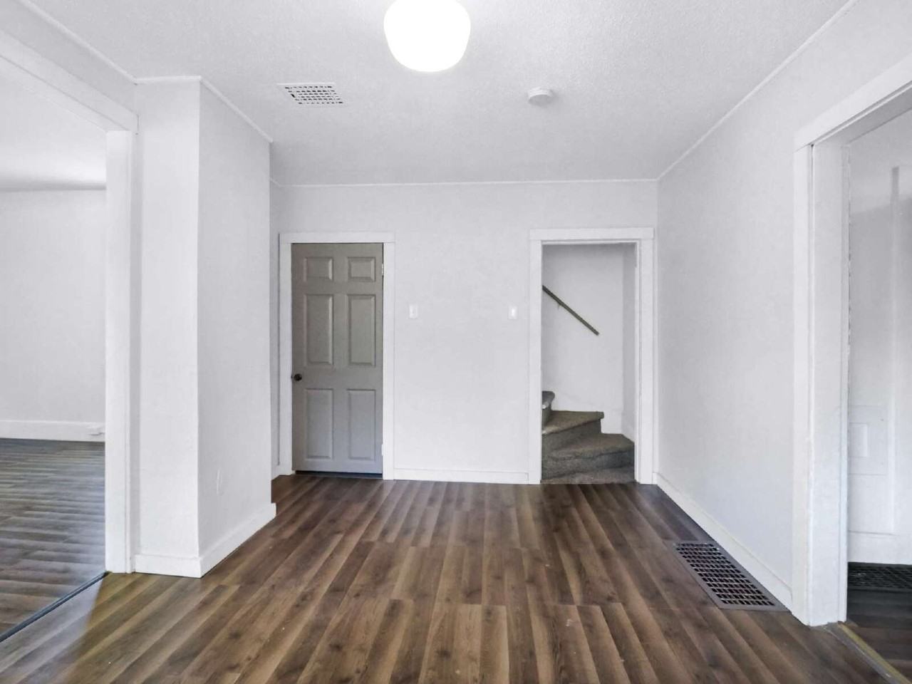620 34th Ave N - Photo 2 of 12