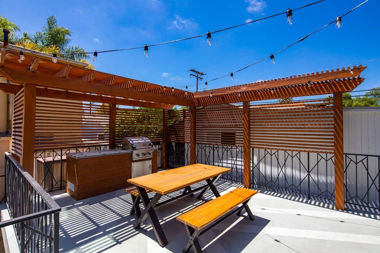 Beautiful Barracuda building in Hillcrest! - Photo 3 of 47