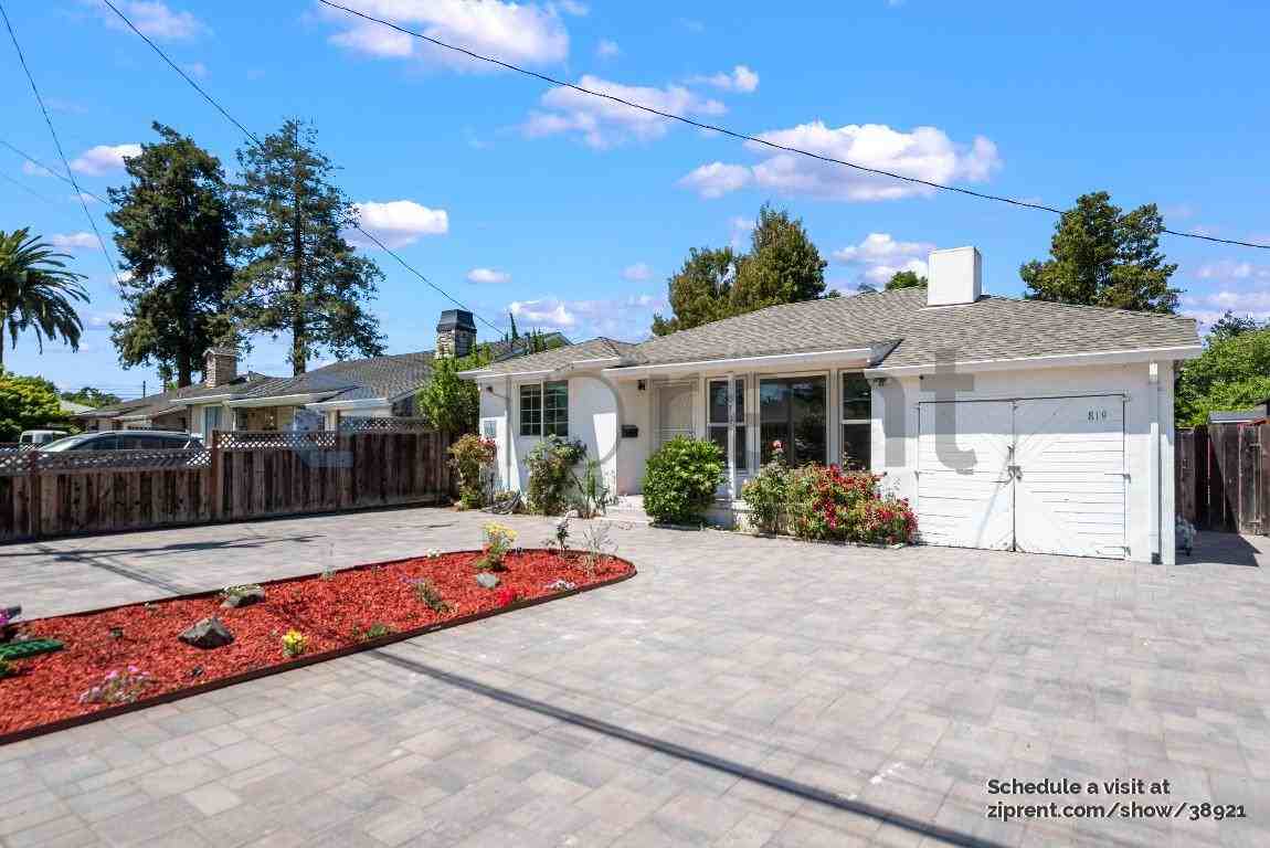 819 8th Ave - Photo 2 of 27