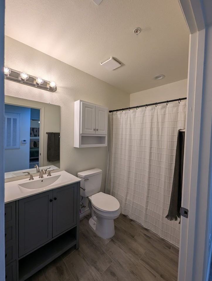 Chances Court - Photo 3 of 26