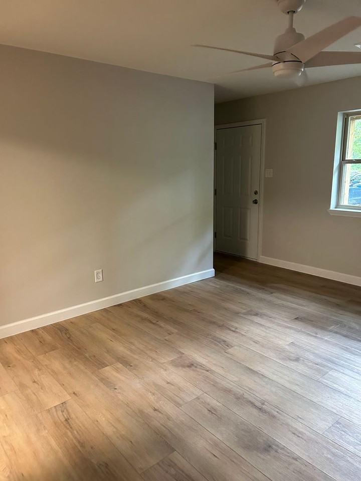 3916 Dogwood Ln - Photo 3 of 18