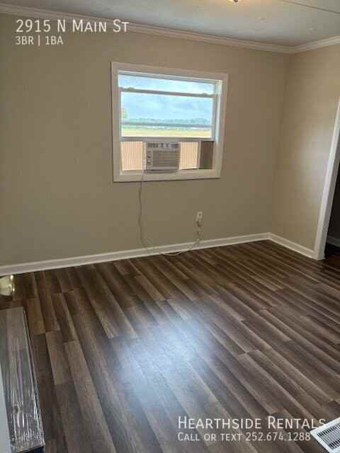 2915 N Main St - Photo 3 of 12